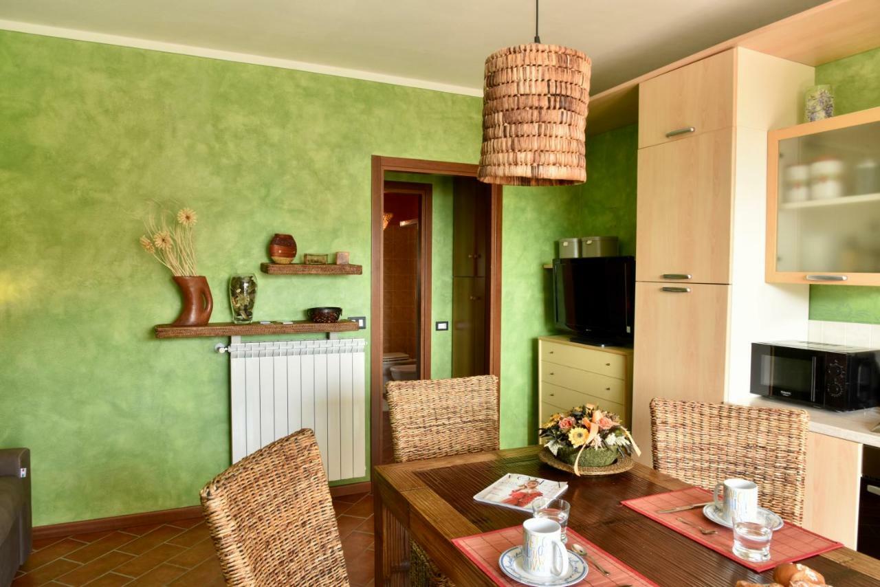 Holiday Apartment Albachiara Tavernola Bergamasca Ngoại thất bức ảnh