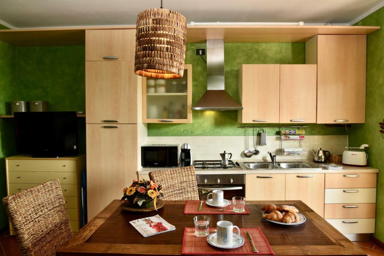 Holiday Apartment Albachiara Tavernola Bergamasca Ngoại thất bức ảnh